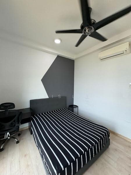 Condominium for Rent at Parkhill Residence - Iris Lee - Bedroom - PropertyGuru.com.my