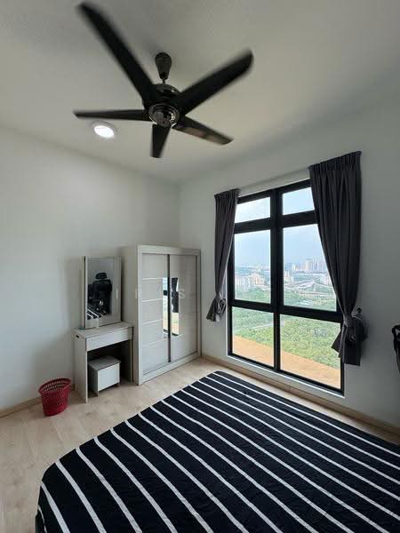 Condominium for Rent at Parkhill Residence - Iris Lee - Bedroom - PropertyGuru.com.my