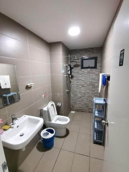 Condominium for Rent at Parkhill Residence - Iris Lee - Bathroom - PropertyGuru.com.my