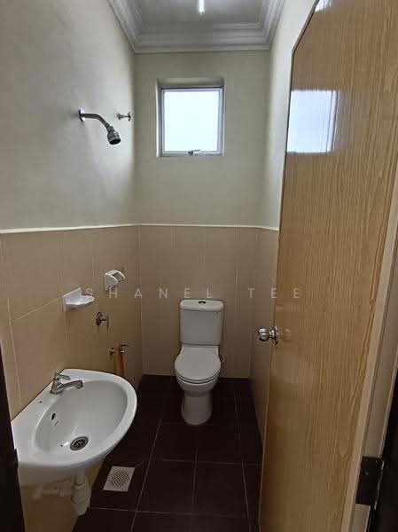 Terraced House for Sale in Segamat (Johor) - Shanel Tee - Bathroom - PropertyGuru.com.my