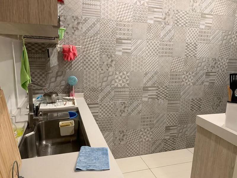 Pangsapuri untuk Disewa di Lagenda Tasek Luxurious Suite - Serene Teh - Kitchen - PropertyGuru.com.my