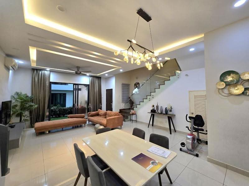 Rumah Teres untuk Dijual di Kajang (Selangor) - Mahirah . - Living Room - PropertyGuru.com.my