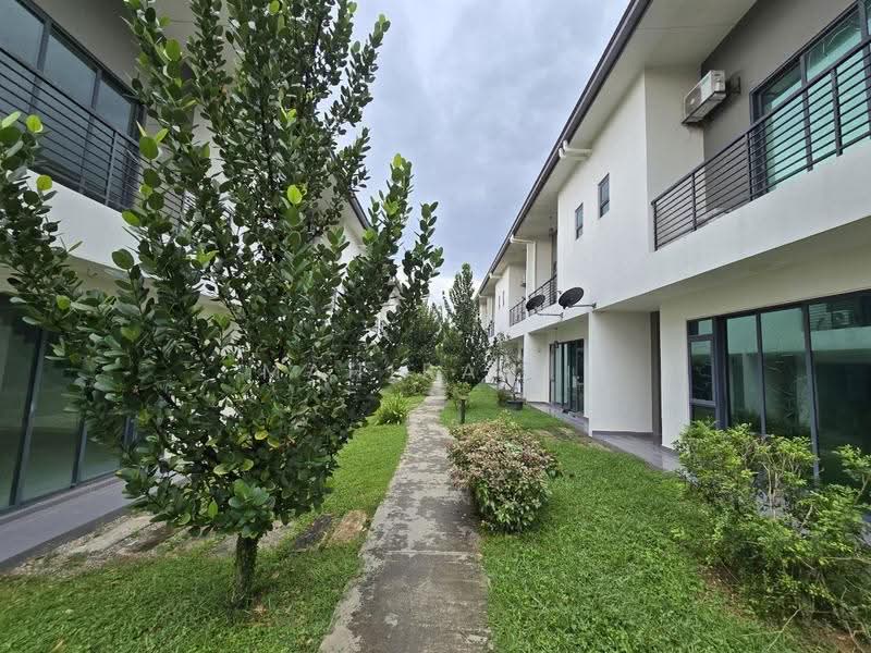 Rumah Teres untuk Dijual di Kajang (Selangor) - Mahirah . - Exterior - PropertyGuru.com.my