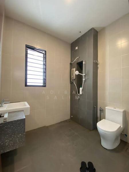 Rumah Teres 2-Tingkat untuk Dijual di Alam Impian (Shah Alam) - Adibah Salim - Bathroom - PropertyGuru.com.my