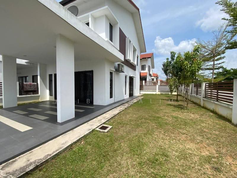 Rumah Teres 2-Tingkat untuk Dijual di Alam Impian (Shah Alam) - Adibah Salim - Exterior - PropertyGuru.com.my