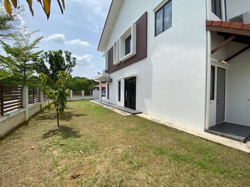 Rumah Teres 2-Tingkat untuk Dijual di Alam Impian (Shah Alam) - Adibah Salim - Exterior - PropertyGuru.com.my