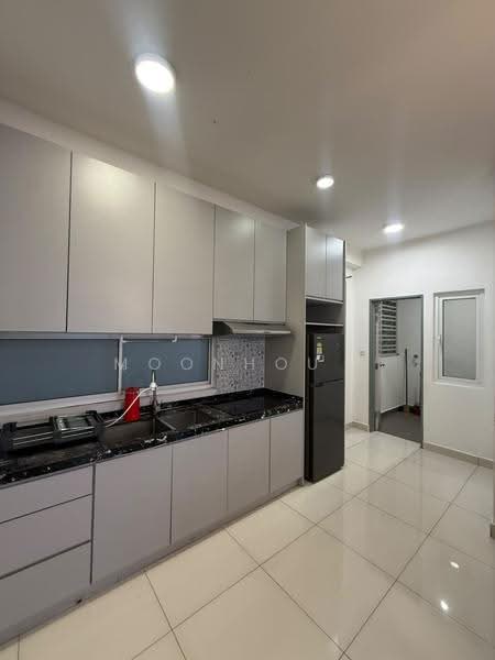 Service Residence for Rent at Pinnacle Sri Petaling - Moonhou . - Kitchen - PropertyGuru.com.my