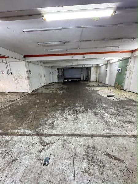 Factory for Rent in Taman Perindustrian Bukit Serdang (Seri Kembangan) - James Teoh - Interior - PropertyGuru.com.my