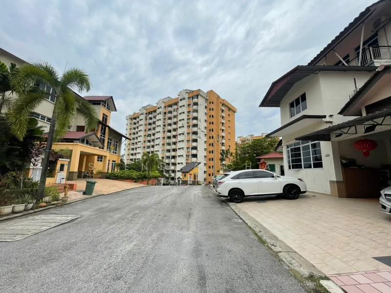 Semi-Detached House for Sale in Taman Gembira (Jalan Klang Lama (Old Klang Road)) - Geok Bee Chan - PropertyGuru.com.my
