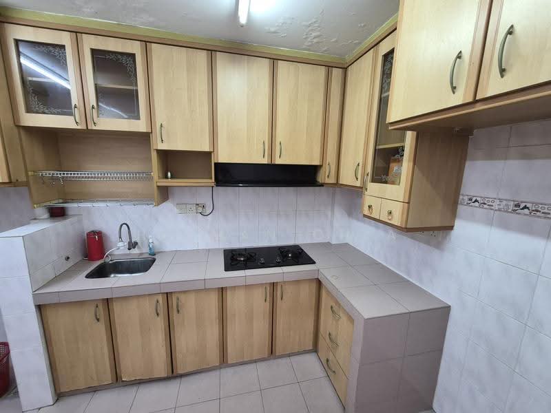Pangsapuri untuk Disewa di Mutiara Court - Herman Chia - Kitchen - PropertyGuru.com.my
