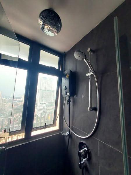Service Residence for Rent at Imperial Lexis - CK Yap - Bathroom - PropertyGuru.com.my