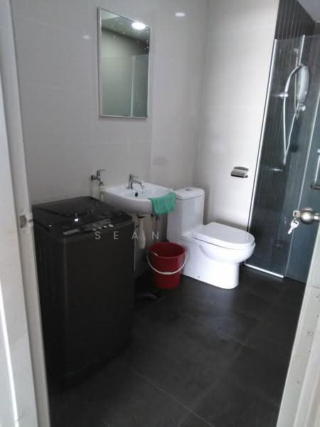 Kediaman Servis untuk Disewa di Boulevard 51 - Sean Ng - Bathroom - PropertyGuru.com.my