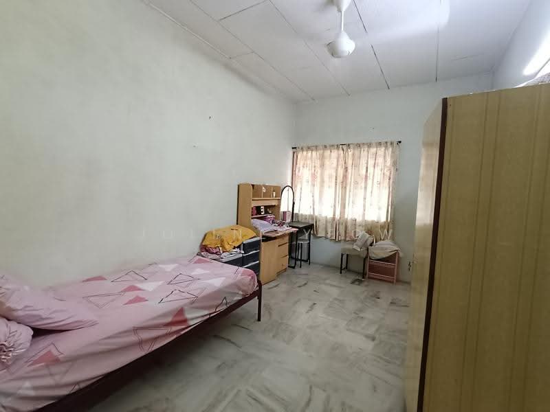 Rumah Teres 2-Tingkat untuk Dijual di Ipoh (Perak) - Joline YEOW - Bedroom - PropertyGuru.com.my