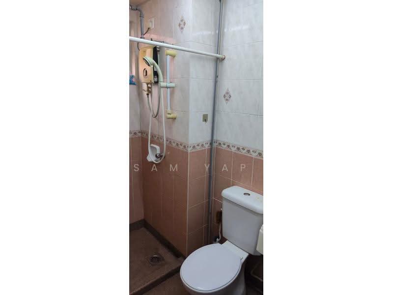 Kondominium untuk Dijual di Ketumbar Hill - Sam Yap - Bathroom - PropertyGuru.com.my