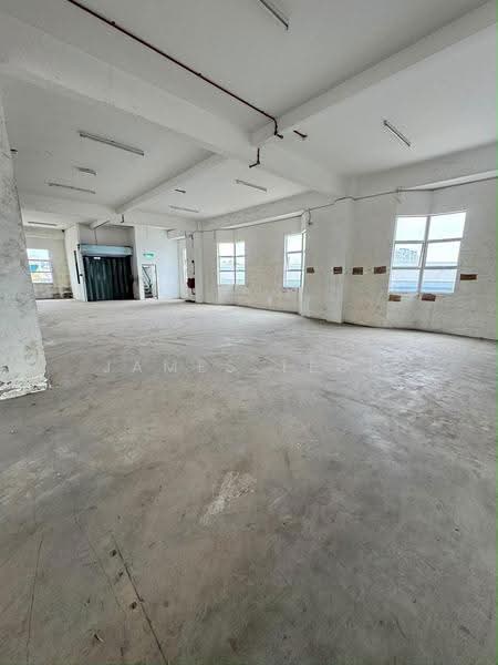 Factory for Sale in Taman Perindustrian Bukit Serdang (Seri Kembangan) - James Teoh - Interior - PropertyGuru.com.my