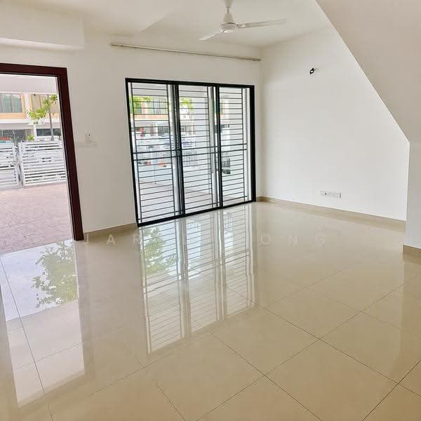 2-storey Terraced House for Sale in Ceria Residence (Cyberjaya) - Jared Wong - Living Room - PropertyGuru.com.my