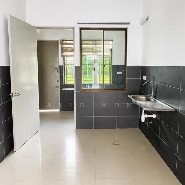 2-storey Terraced House for Sale in Ceria Residence (Cyberjaya) - Jared Wong - Kitchen - PropertyGuru.com.my