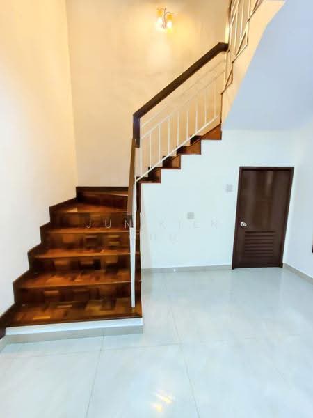 Rumah Teres 2-Tingkat untuk Dijual di Kota Damansara (Selangor) - Jun Kien Chu - Interior - PropertyGuru.com.my