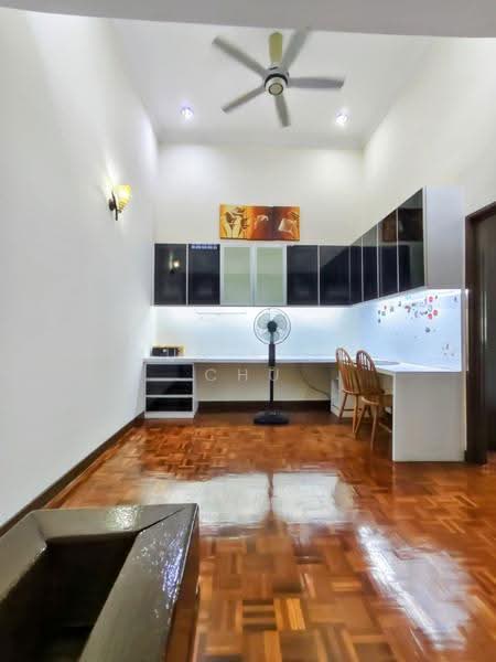 Rumah Teres 2-Tingkat untuk Dijual di Kota Damansara (Selangor) - Jun Kien Chu - Study - PropertyGuru.com.my
