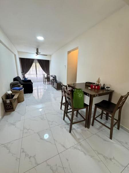 Condominium for Sale at Bayu Tasik 1 - Wilson Ong - Living Room - PropertyGuru.com.my