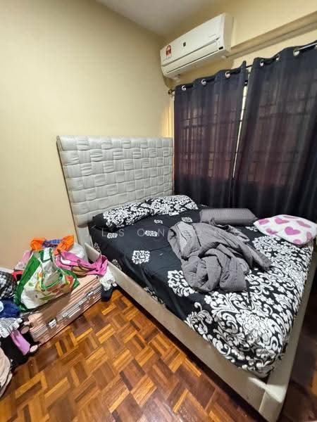 Condominium for Sale at Bayu Tasik 1 - Wilson Ong - Bedroom - PropertyGuru.com.my