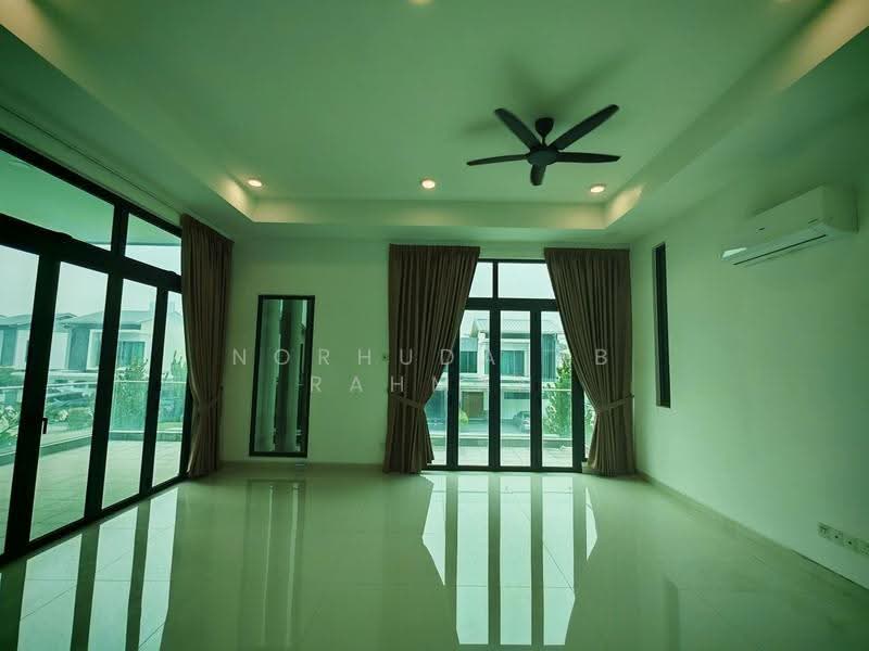 Banglo Lot Kosong untuk Disewa di Cyberjaya (Selangor) - Norhuda Ab Rahman - Living Room - PropertyGuru.com.my