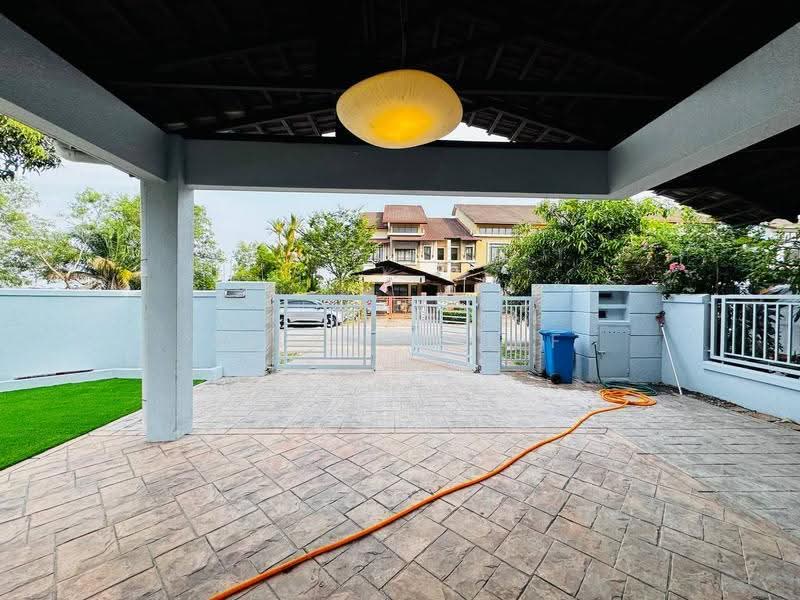 Terraced House for Sale in Bukit Jelutong (Shah Alam) - BILYA ARIFF - PropertyGuru.com.my