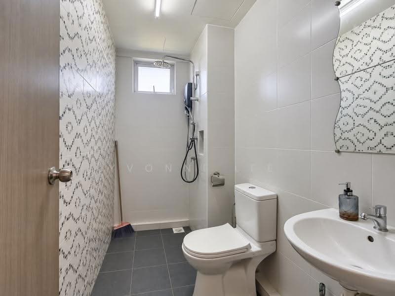 Kondominium untuk Disewa di Casa Utopia - Yvonne Lee - Bathroom - PropertyGuru.com.my