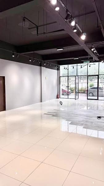 Shop / Office for Rent in Taman Overseas Union (Taman Oug) (Jalan Klang Lama (Old Klang Road)) - Baxter Lim - Interior - PropertyGuru.com.my