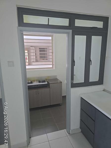 Kediaman Servis untuk Dijual di Metia Residence - Jit Tan - Kitchen - PropertyGuru.com.my
