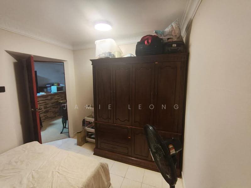 Pangsapuri untuk Dijual di Rampai Court - Jamie Leong - Bedroom - PropertyGuru.com.my