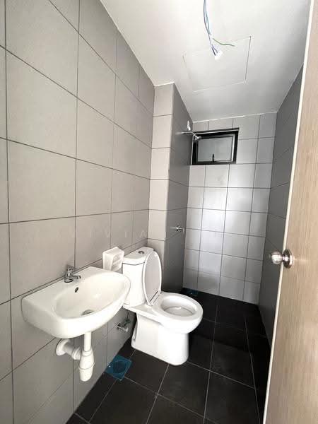 Kondominium untuk Dijual di TreeO - Vivian Sim - Bathroom - PropertyGuru.com.my