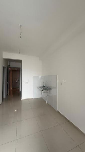 Kediaman Servis untuk Dijual di One Equine - Vanny Lum - Kitchen - PropertyGuru.com.my