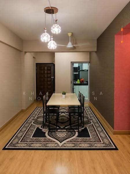 Kondominium untuk Disewa di Bayu Tasik 1 - Khairunnisa Nor Hawan - Dining Room - PropertyGuru.com.my