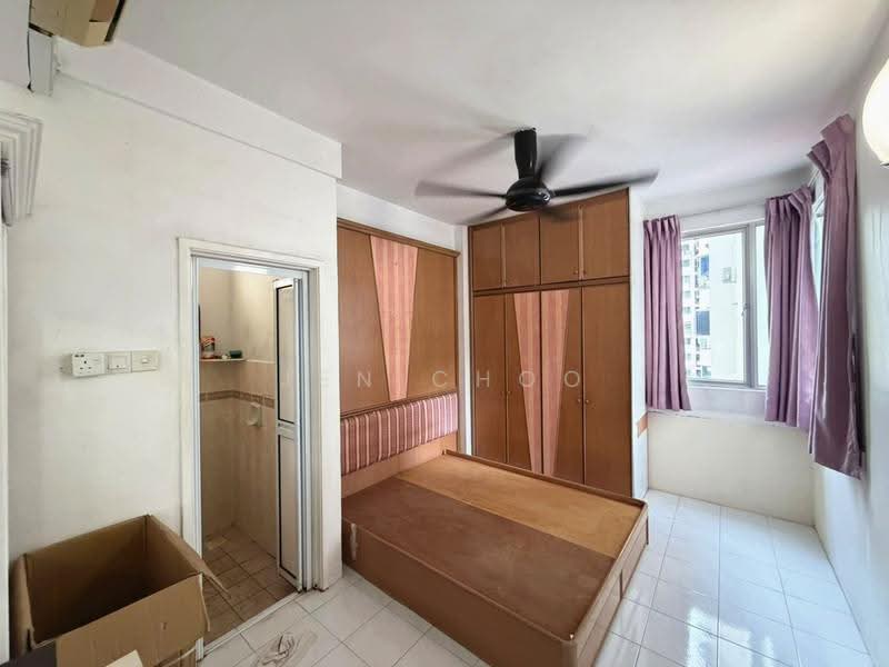 Kondominium untuk Dijual di Jay Series (Greenlane Heights Block J) - Jen Choo - Bedroom - PropertyGuru.com.my