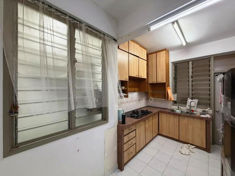 Kondominium untuk Dijual di Jay Series (Greenlane Heights Block J) - Jen Choo - Kitchen - PropertyGuru.com.my