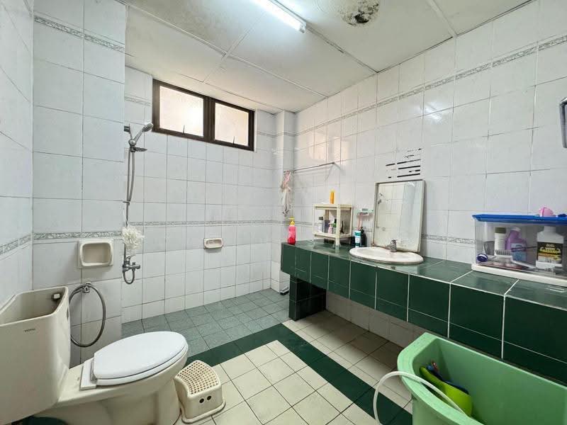 Condominium for Sale at Gurney Heights - Adibah Salim - Bathroom - PropertyGuru.com.my