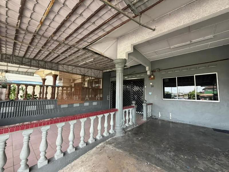 Rumah Teres 1-Tingkat untuk Dijual di Kluang (Johor) - Shanel Tee - Exterior - PropertyGuru.com.my