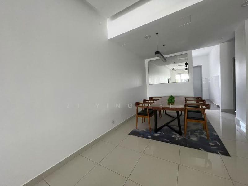 2-storey Terraced House for Rent in Bandar Tropicana Aman (Telok Panglima Garang) - Zi Ying Lee - Dining Room - PropertyGuru.com.my