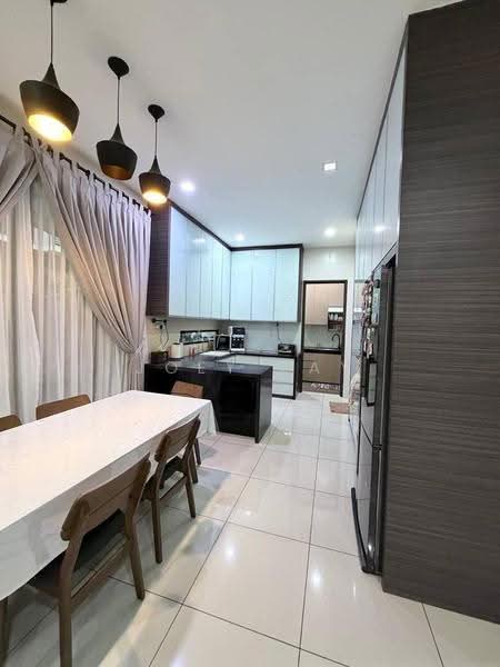 Rumah Kluster untuk Dijual di Senibong (Permas Jaya) - Joey Tay - Kitchen - PropertyGuru.com.my