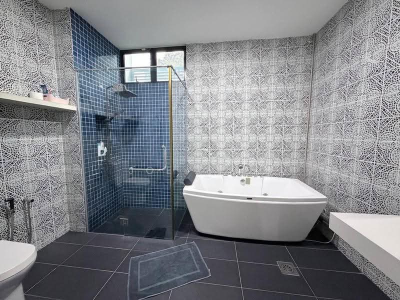 Rumah Kluster untuk Dijual di Senibong (Permas Jaya) - Joey Tay - Bathroom - PropertyGuru.com.my