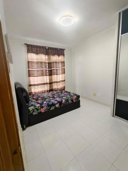 Kediaman Servis untuk Dijual di Kipark Apartment - Bernard Lim - PropertyGuru.com.my