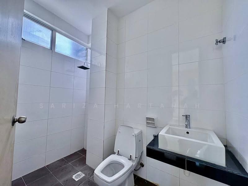 Rumah Berkembar untuk Dijual di Banting (Selangor) - Sariza Hartanah - PropertyGuru.com.my