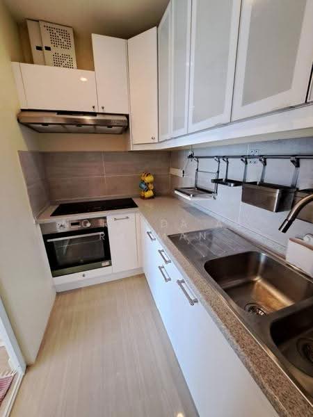 Service Residence for Rent at Serviced Residence @ Binjai 8 - Norhuda Ab Rahman - Kitchen - PropertyGuru.com.my