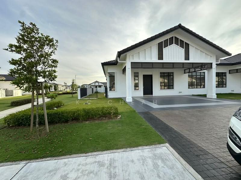 1-storey Terraced House for Sale in Eco Grandeur (Puncak Alam) - KC Cheah - Exterior - PropertyGuru.com.my