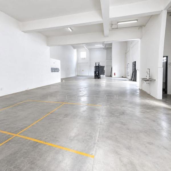 Factory for Rent in Cheras (Selangor) - Lily Tan - Interior - PropertyGuru.com.my