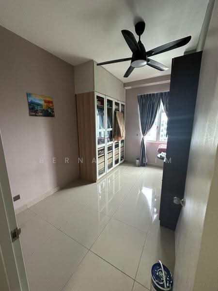 Kediaman Servis untuk Dijual di Meridin Bayvue Serviced Apartment - Bernard Lim - PropertyGuru.com.my