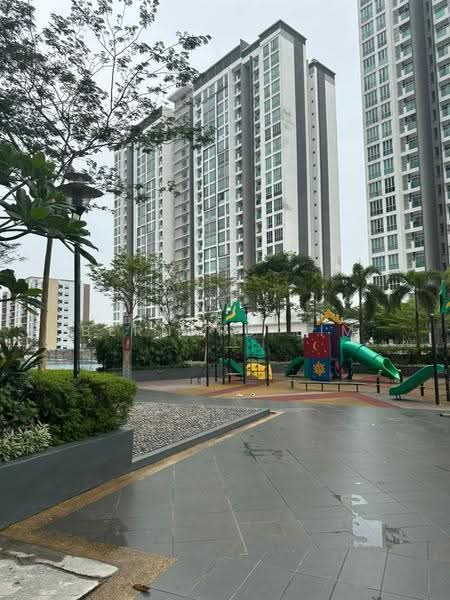 Kediaman Servis untuk Dijual di Meridin Bayvue Serviced Apartment - Bernard Lim - PropertyGuru.com.my