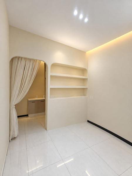 Kedai untuk Disewa di Gala City (Kuching) - Jeno Tan - Interior - PropertyGuru.com.my