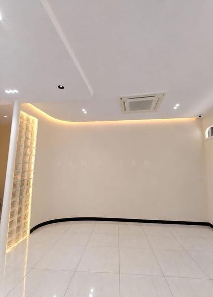 Kedai untuk Disewa di Gala City (Kuching) - Jeno Tan - Interior - PropertyGuru.com.my